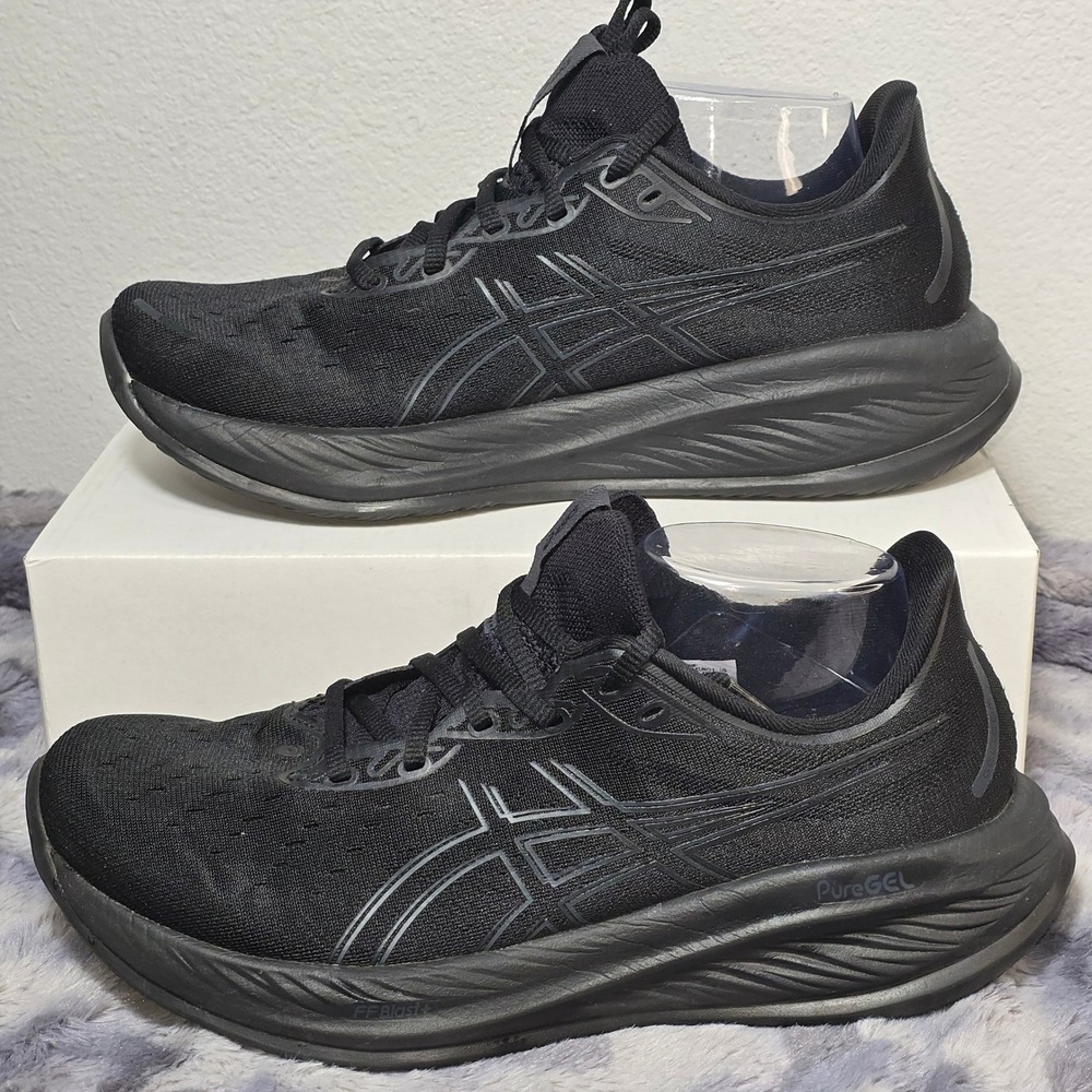 EUC Asics Gel-Cumulus 26 Triple Black Running Shoes Women Size 10